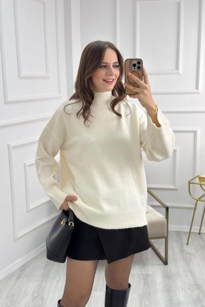 Balıkçı Yaka Kolları Volanlı Kazak Krem