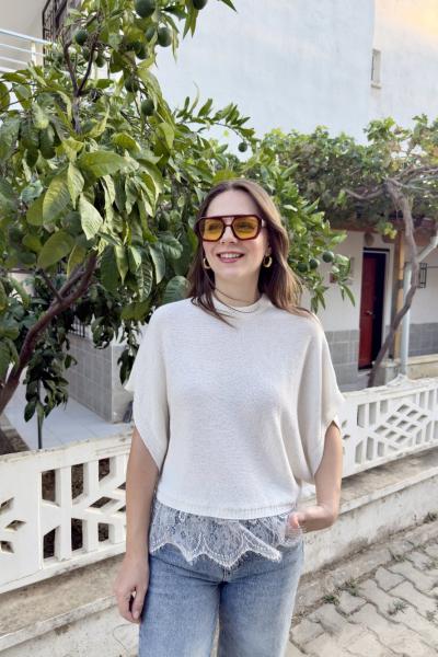 Dantel Detaylı Triko Bluz Krem