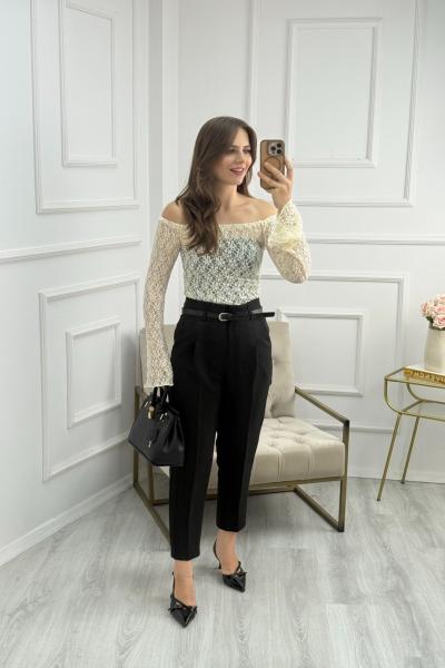 Dantel Kayık Yaka Bluz Krem