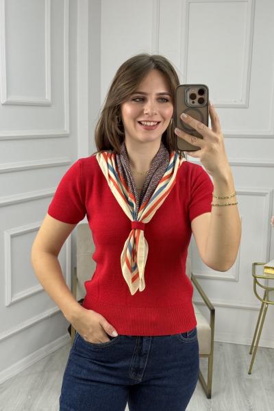 Fular Detaylı Triko Kırmızı