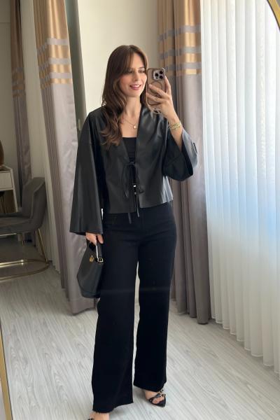 Kolları Volanlı Önden Bağlamalı Deri Ceket Siyah