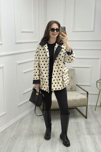 Önden Cep Detaylı Puantiyeli Ceket Krem