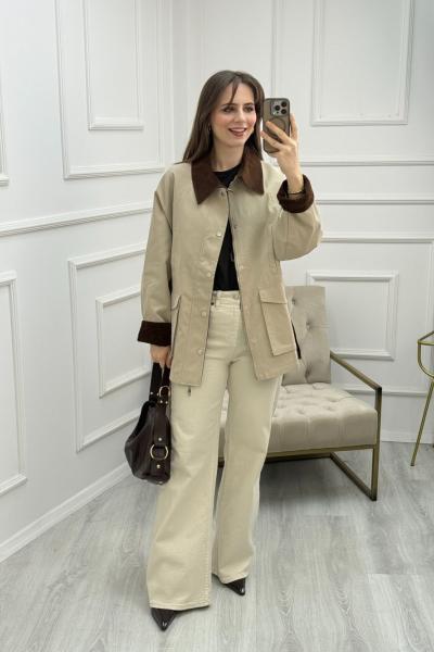 Süet Yaka ve Kol Detaylı Ekose Astarlı Ceket Krem